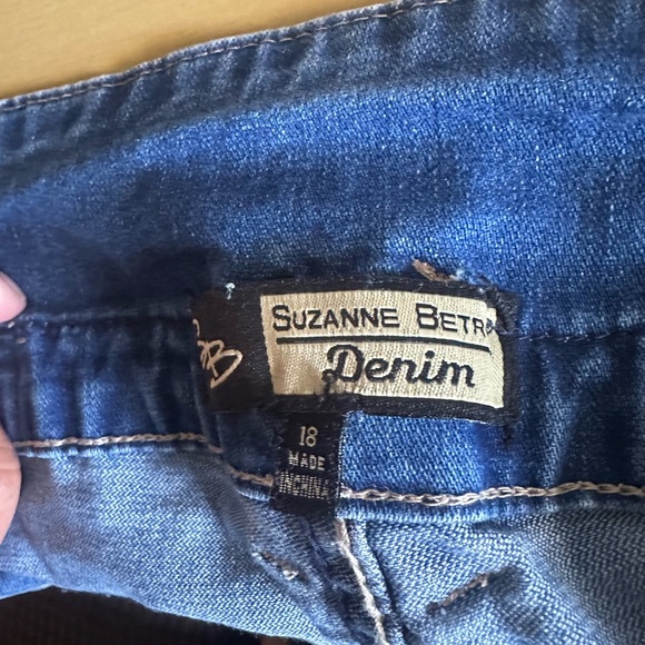 Suzanne‎ Betro Women's Jeans size 18 - Picture 4 of 6